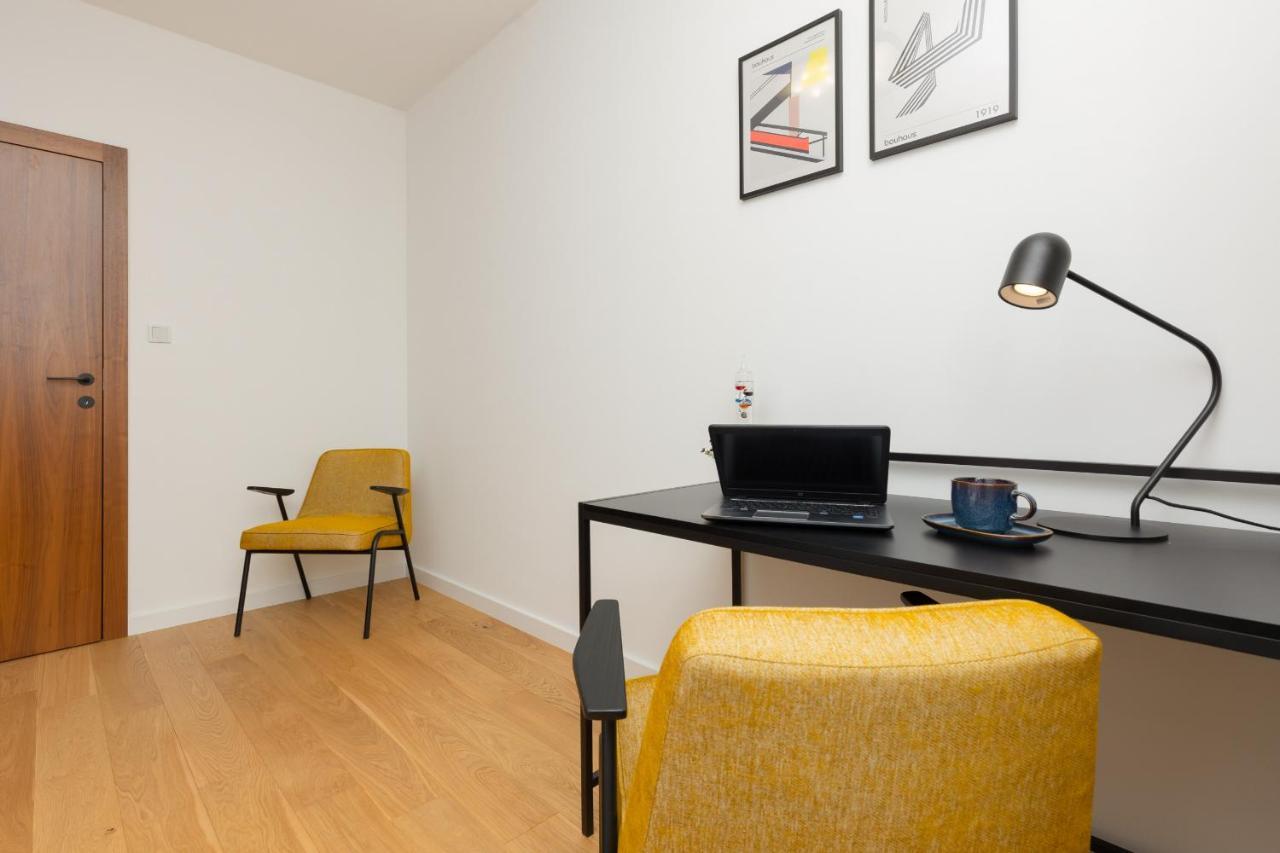 Trendy & Spacious 3-Room Apartament Warsaw Wilanow By Noclegi Renters Екстериор снимка